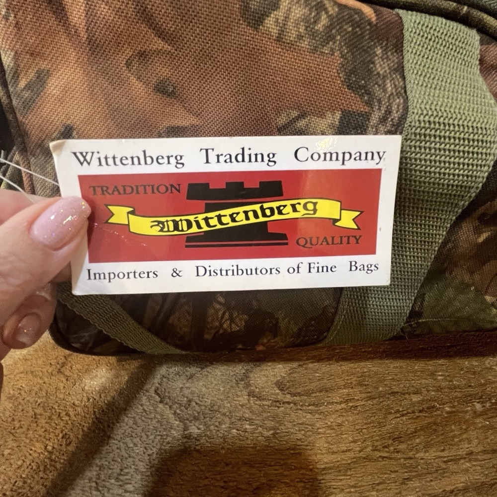 Magnum Camo 19" Hunting Fishing Range Field Gear Duffle Utility Bag Multi Pocket - Picture 5 of 16